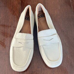 Sofft cream penny loafer driving shoe